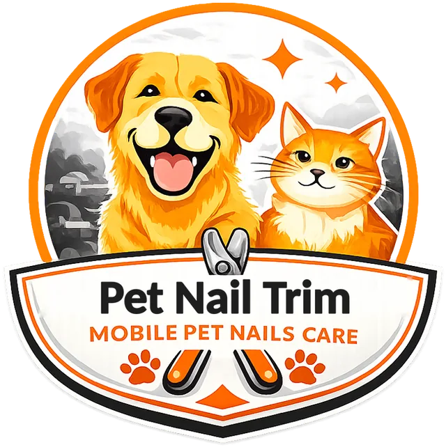 Logo de Pet Nail Trim: un perro dorado sonriente y un gato naranja sobre un cortauñas